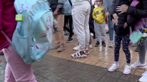 children waiting in line