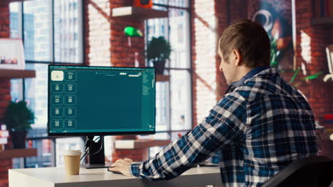 empleado en la oficina en casa haciendo software de ia convirtiendo el mensaje de texto en fotos