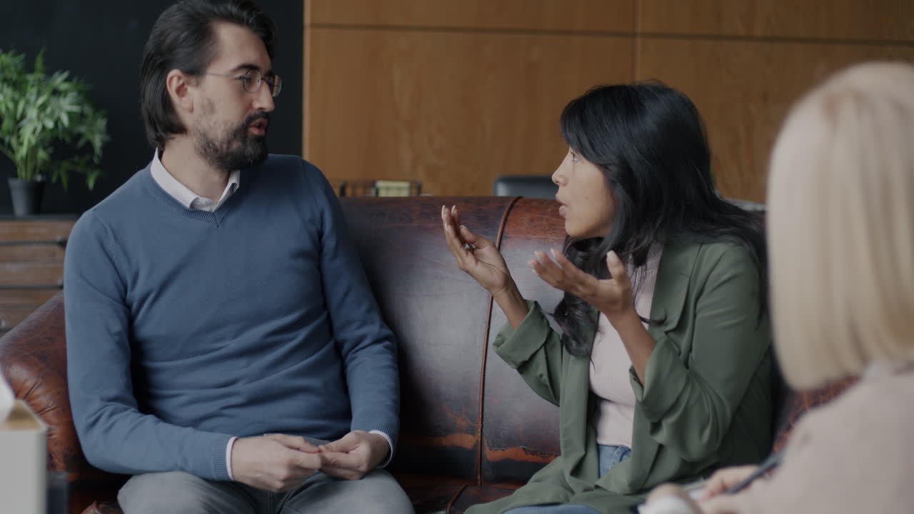 커플 테라피 세션에서