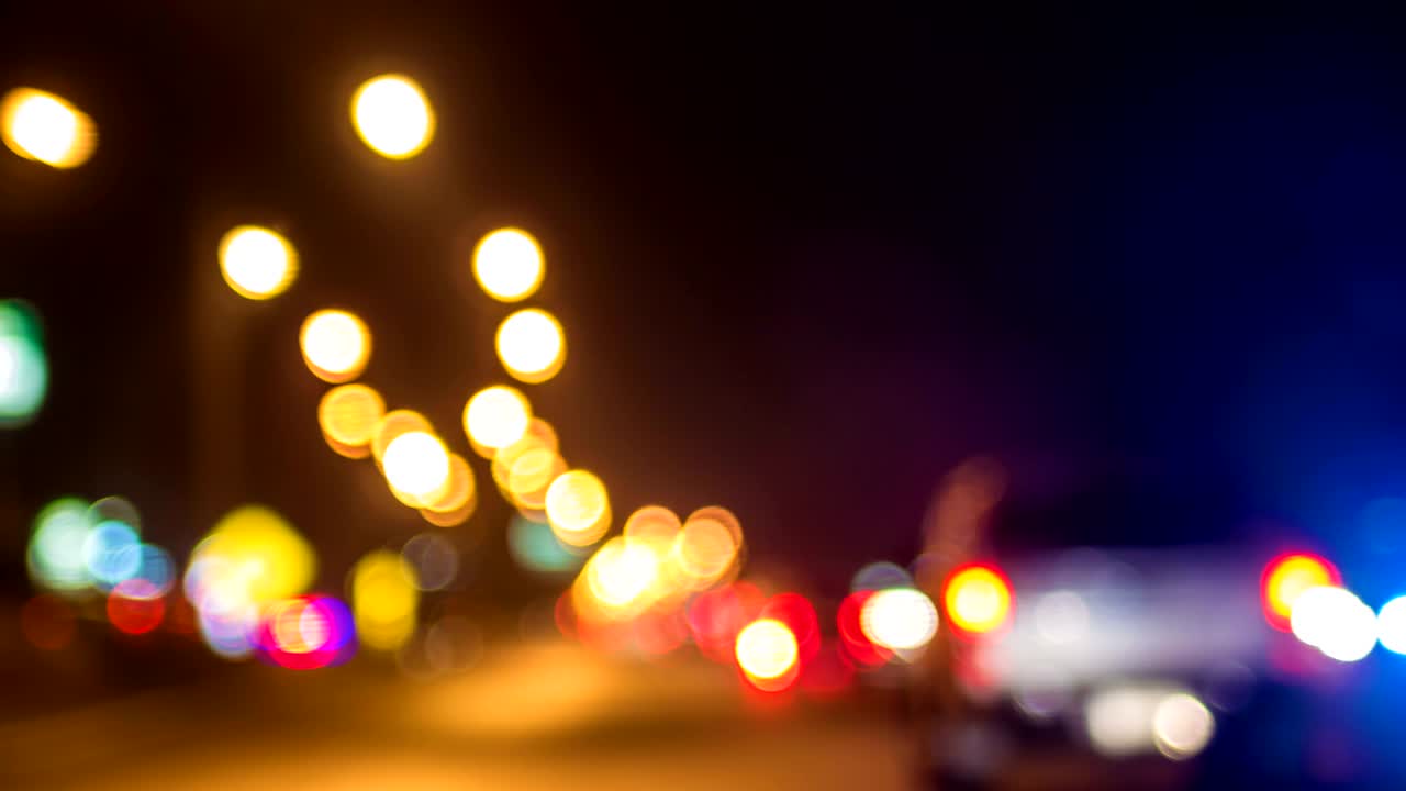 desfocalizar el tráfico en la carretera, portátil