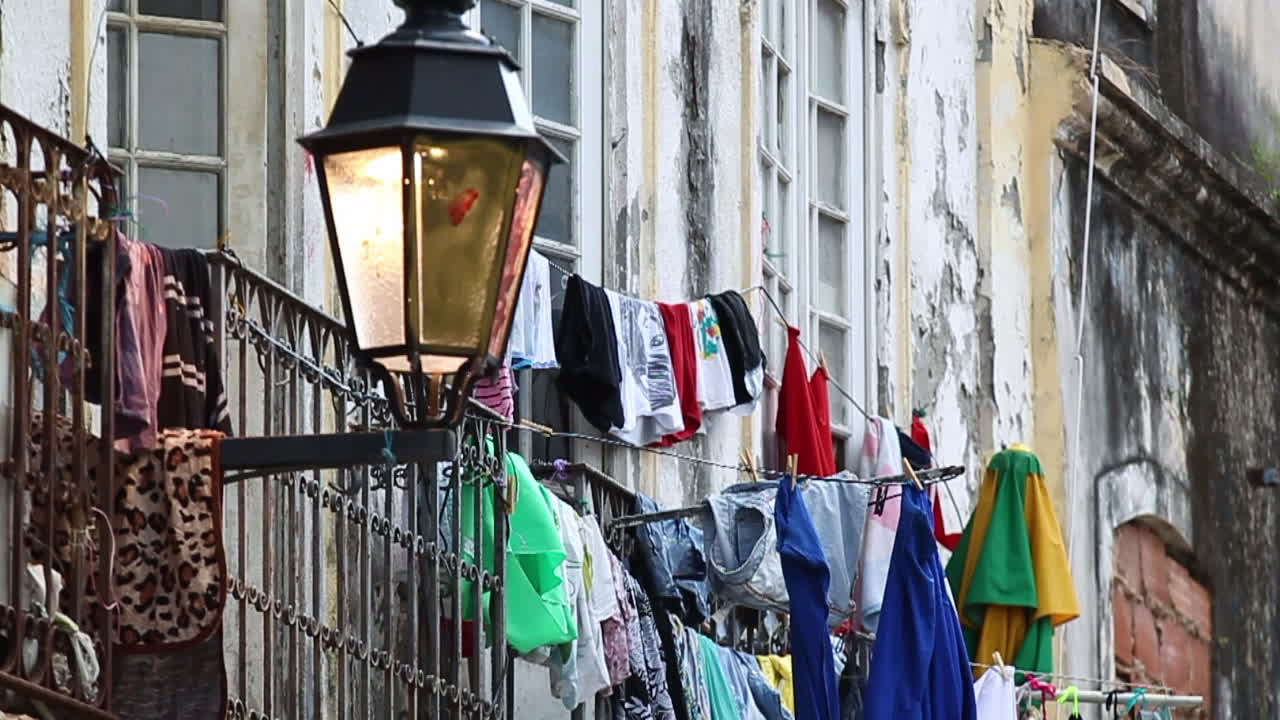 fachadas de antiguas mansiones en la ciudad de salvador, estado de bahía, brasil