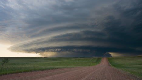 powerful scary severe storm drifting closer threatening danger