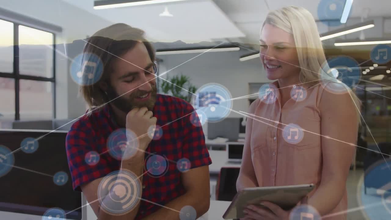 animación de la red de conexiones entre dos personas caucásicas de negocios