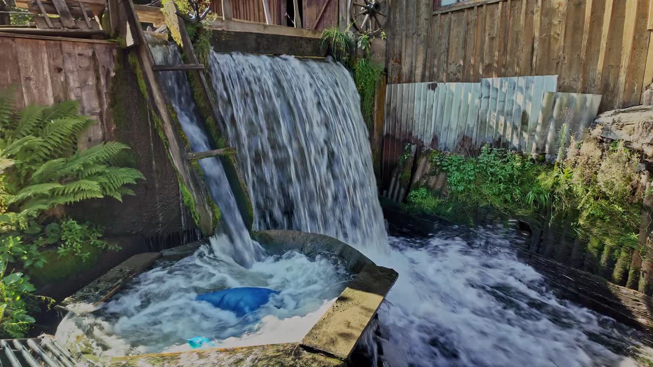 Water cascades into Traditional carpet washing valtoare whirlpool Romania