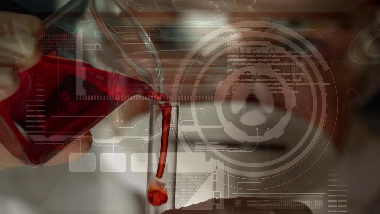 실험실에서 일하는 과학자에 대한 스 ⁇  스캐닝과 데이터 처리 애니메이션