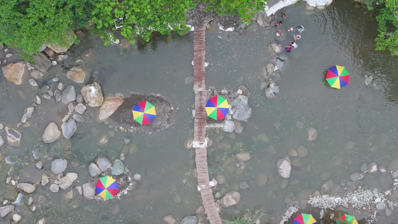 도미니카 공화국 리오 바니 의 자연 스파