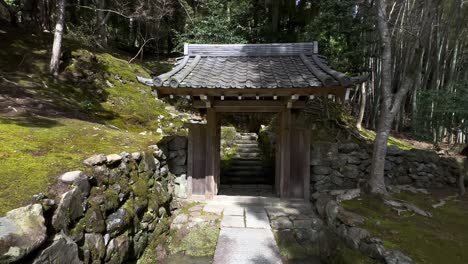 Traditional-Wooden-Temple-Gate-In-Saihoji-Temple-In-Katsura,-South-West-Kyoto,-Japan