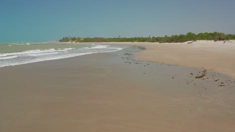 Luftaufnahme:-Kitesurf-Trip-Im-Norden-Brasiliens,-Einsamer-Strand