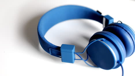 giro de cabeza azul 04