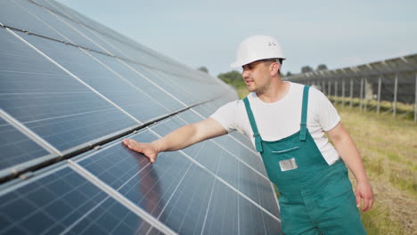 solar panel technician