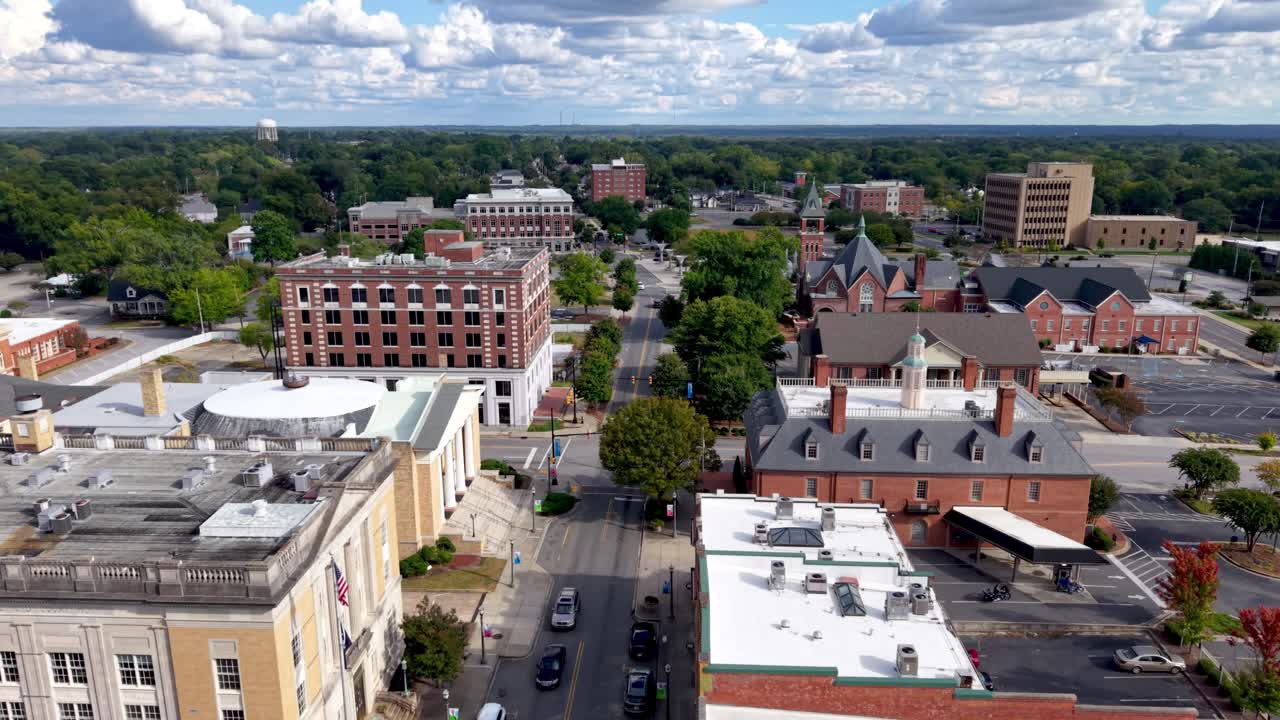 vista aérea desde arriba sobre una colina rocosa, Carolina del Sur