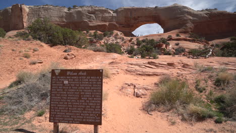 wilson arch, moab, utah, estados unidos