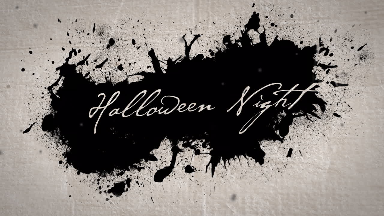 Animazione della scritta Halloween su una macchia nera su sfondo beige.