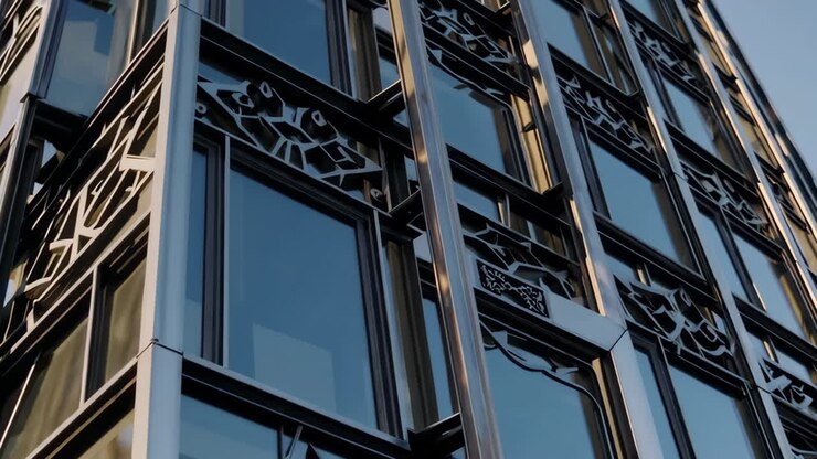 Detalle arquitectónico moderno de un rascacielos