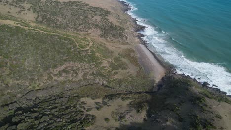 Costa-De-La-Isla-Canguro-Y-Pequeña-Playa,-Australia-Del-Sur