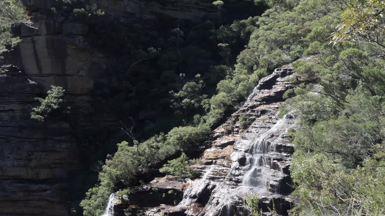 View of wentworth falls in the blue mountains, Australia during a sunny day