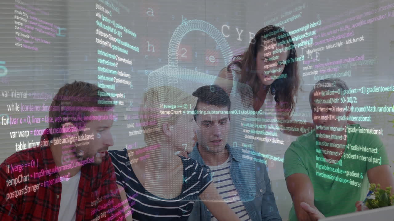 animación de candado y procesamiento de datos sobre diversas personas de negocios en la oficina