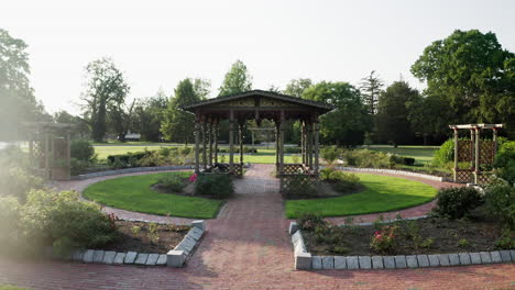 Low-back-flying-footage-of-the-rose-garden-and-gazebo-in-Roger-Williams-park