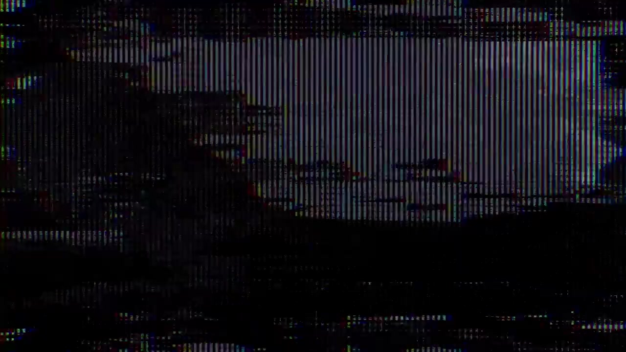 Rumore statico digitale con glitch e cornice nera centrale