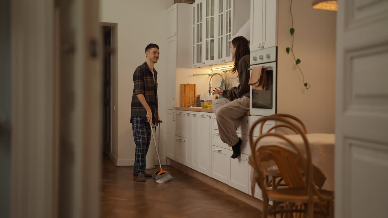 Couple in the kitchen