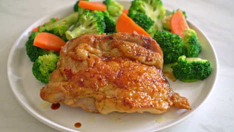 teriyaki chicken steak with broccoli and carrot