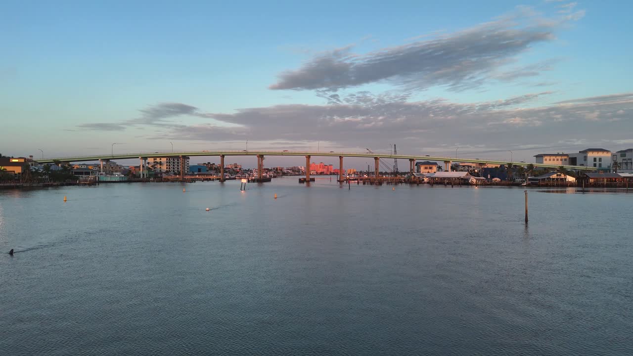 мост через перевал матанза возле пляжа фт майерс