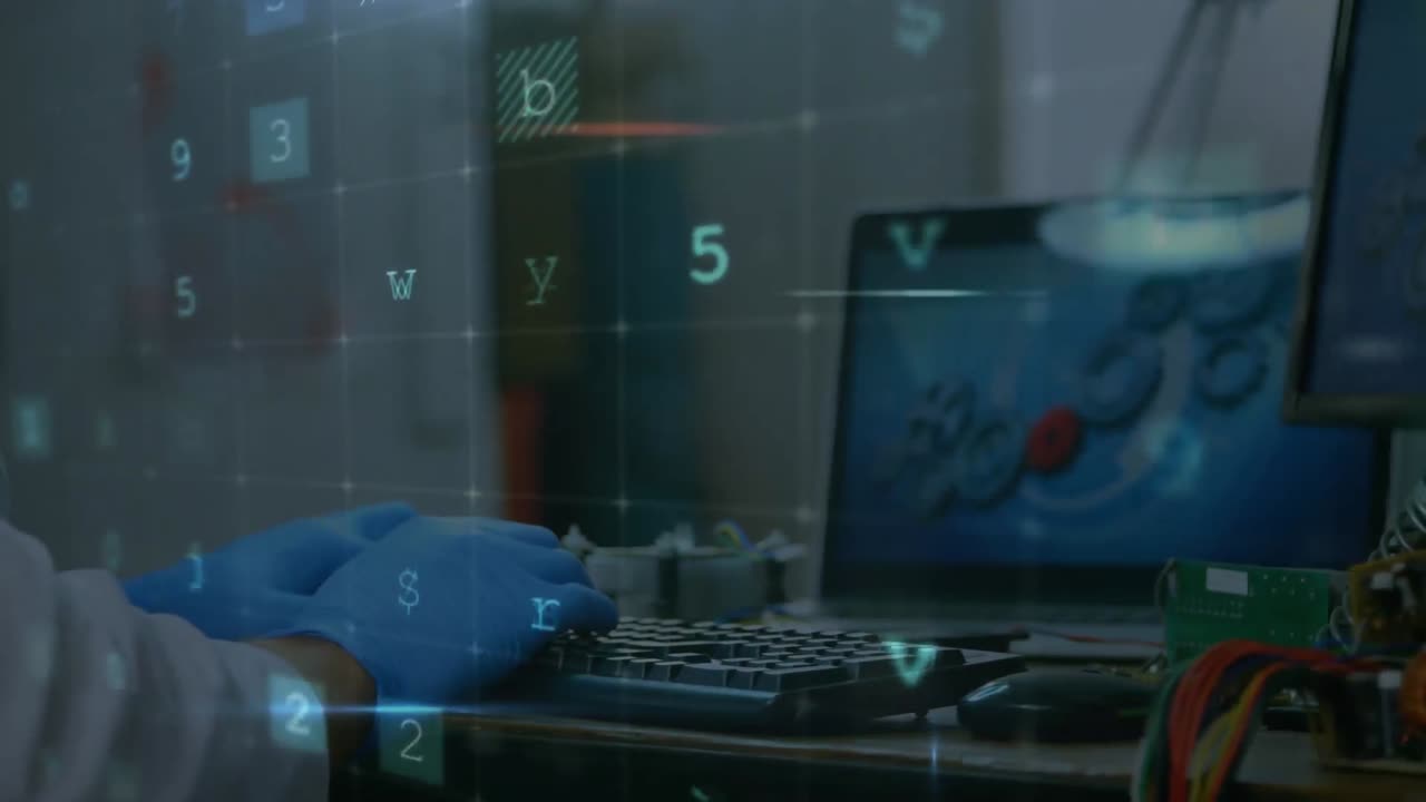 animación de advertencia de ataque cibernético sobre un científico que usa una computadora