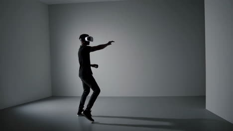 man experiencing virtual reality