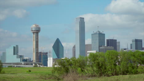 this is a time lapse of the dallas, tx skyline