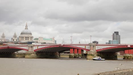 st pauls windy 00