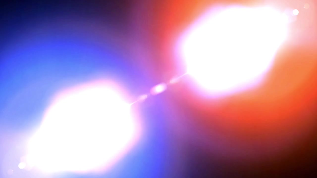 Transizione dinamica con perdite di luce e bagliori dell'obiettivo su sfondo nero