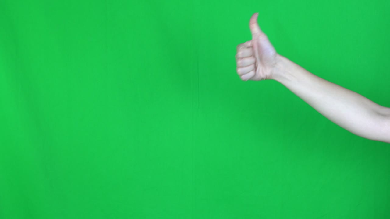 está bien, firma la mano.