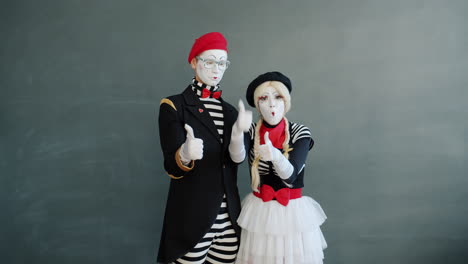 mime artists showing approval
