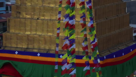boudha stupa nepal drone telefoto de primer plano detalles, escenario del sitio de patrimonio de la unesco