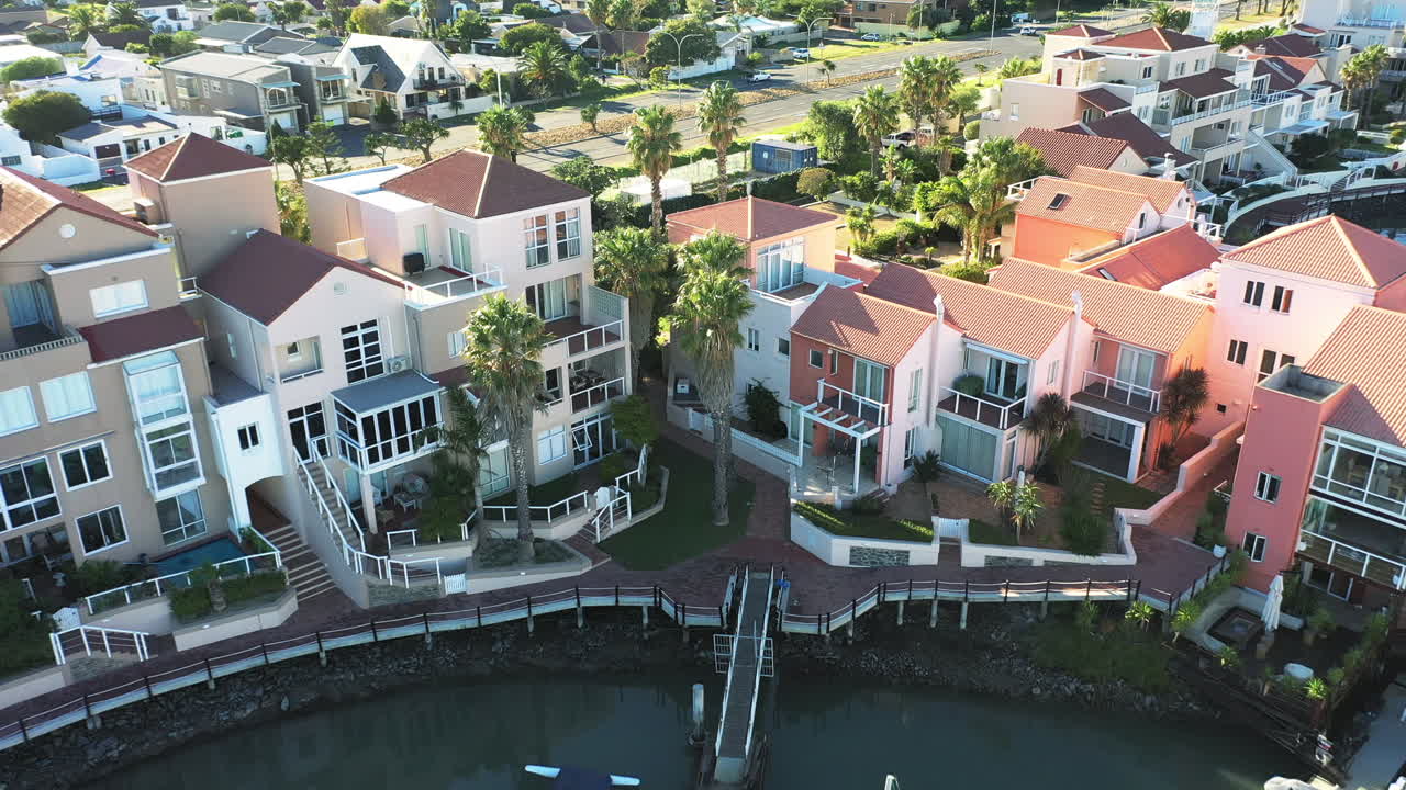 누구나 이 곳을 집이라고 부르기를 좋아할 겁니다.