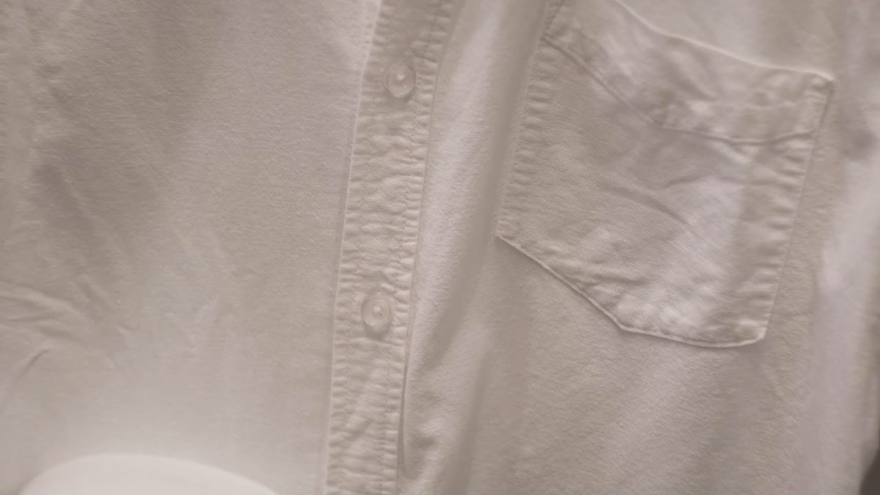 흰 셔츠 다림질