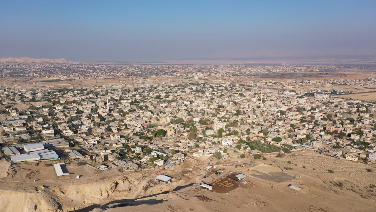 Veduta aerea della città di Gerico nel territorio palestinese. Panorama