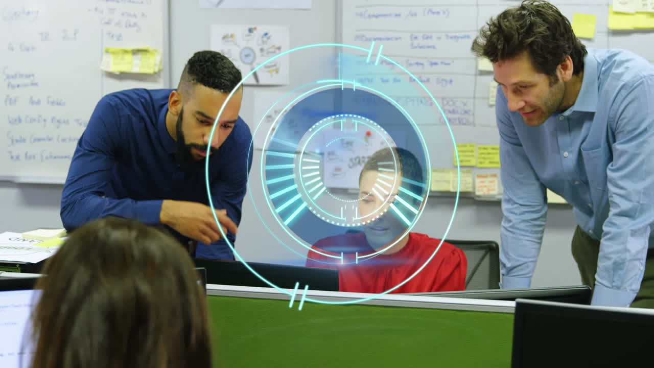 animación de escaneo de alcance sobre colegas de negocios que usan computadora en la oficina