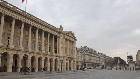 Exterior-Facade-Of-Hotel-de-la-Marine-On-Place-de-la-Concorde-In-Paris,-France