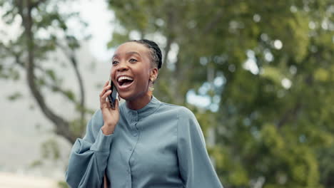 black woman, phone call for business