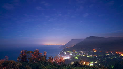 Sydney-Stanwell-Park-Nsw-Australia-Bonitas-Maravillosas-Vía-Láctea-Cruz-Del-Sur-Noche-Senderos-De-Estrellas-Cielos-Galaxias-Noche-Azul-Interior-Lapso-De-Tiempo-De-Taylor-Brant-Películas