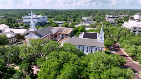 Campanarios-De-Iglesias-En-Tallahassee-Florida-Aérea