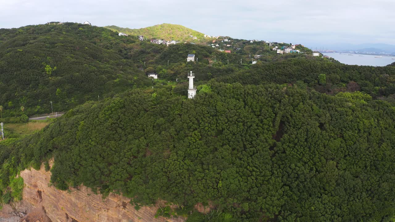 vista aérea del faro, amplia panorámica aérea en kada, wakayama japón