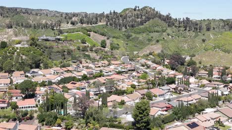 Granada-Hills-neighborhood-in-San-Fernando-Of-Los-Angeles,-California,-Aerial-Flyover