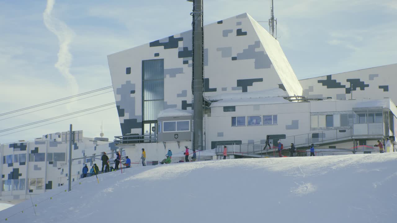 crap sogn gion chairlift, laax, switzerland의 skier snowboarder pov
