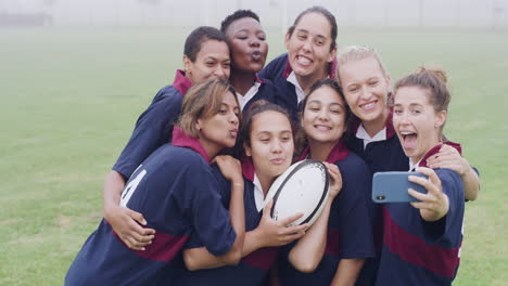 women's rugby team selfie