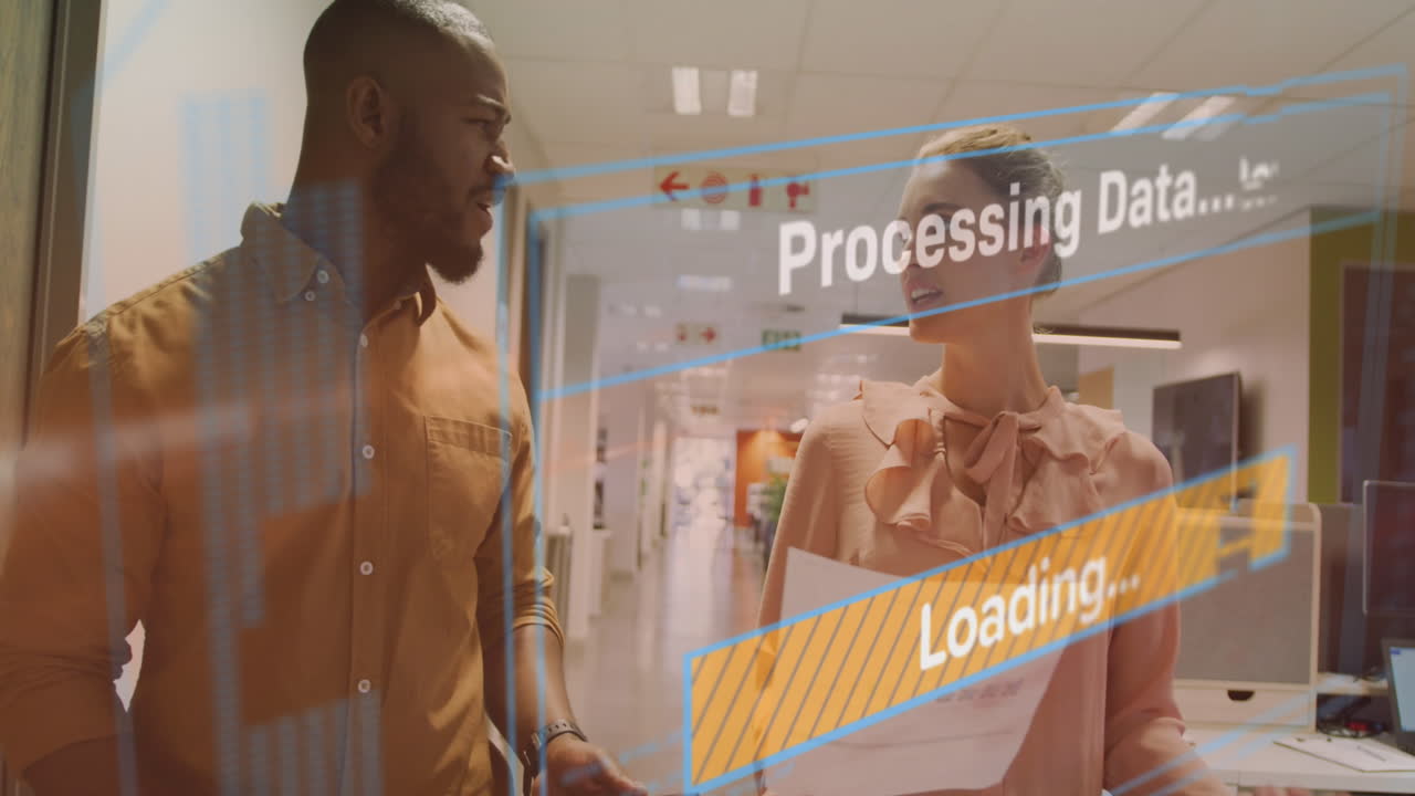 사무실에서 일하는 다양한 비즈니스 사람들에 대한 데이터 처리 텍스트의 애니메이션