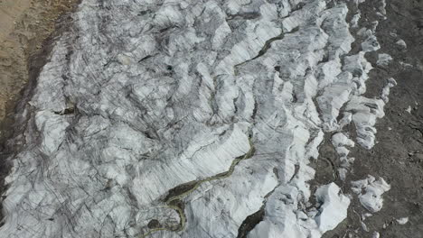 Tiro-De-Dron-De-Nanga-Parbat-Con-Un-Glaciar,-Prados-De-Hadas-Pakistán,-Tiro-Aéreo-Inclinado-Hacia-Arriba