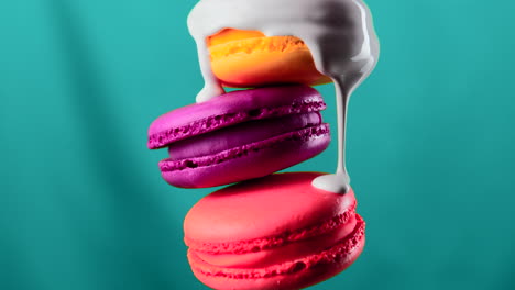 melting macarons