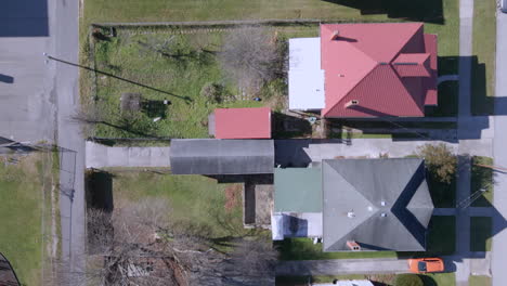 drone-fly-over-neighborhood-during-the-day